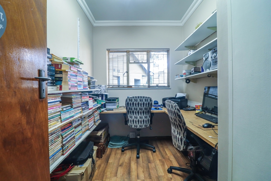 3 Bedroom Property for Sale in Flamwood North West